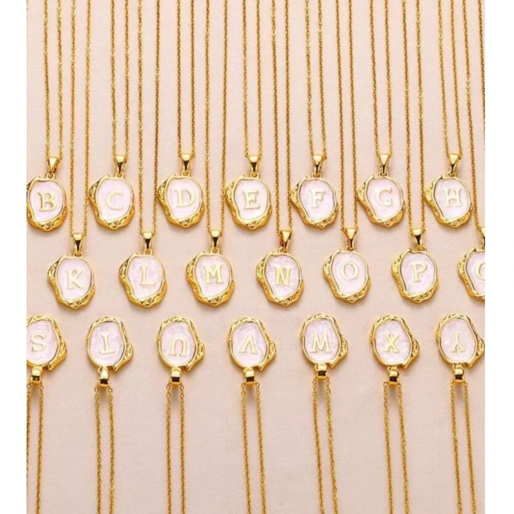 Monogram Dainty 'O' 18k Gold Plated Oceanus Initial Pearl Oyster Necklace
